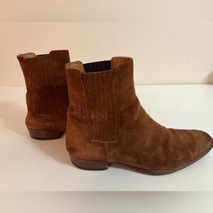 Saint Laurent Paris 'Wyatt' Non Zip Boots Size 41 euro in Brown Suede